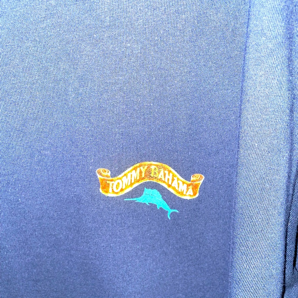 Tommy Bahama T Shirt - Picture 4 of 4
